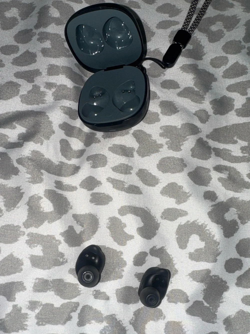 Raycon Fitness Bluetooth Earbuds
